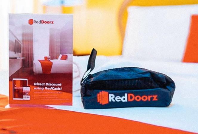 Reddoorz At Bel Air Soho Suites Makati City Exterior photo